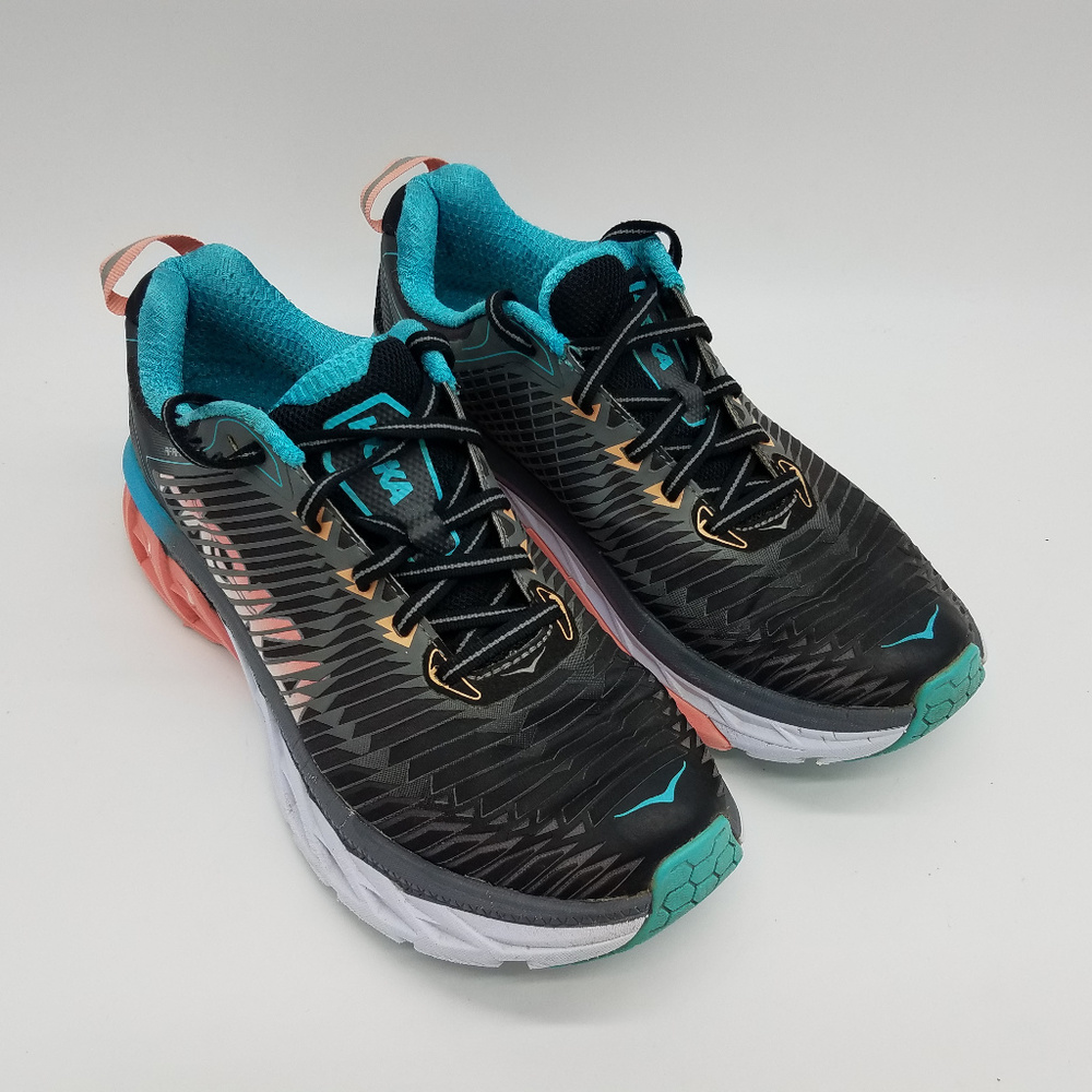 Hoka One One Arahi Running Shoes